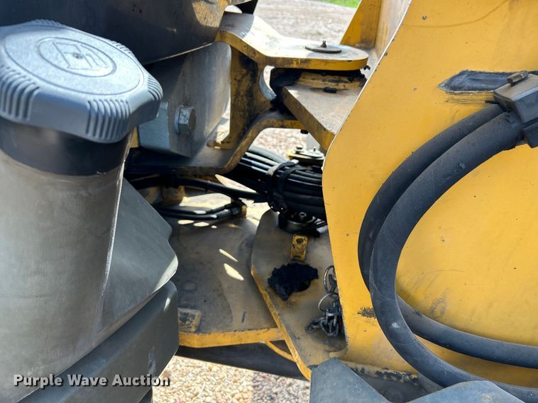 image for item OK9699 2009 John Deere 304J  wheel loader