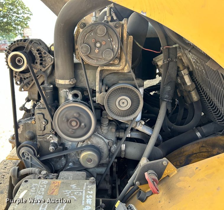 image for item OK9699 2009 John Deere 304J  wheel loader