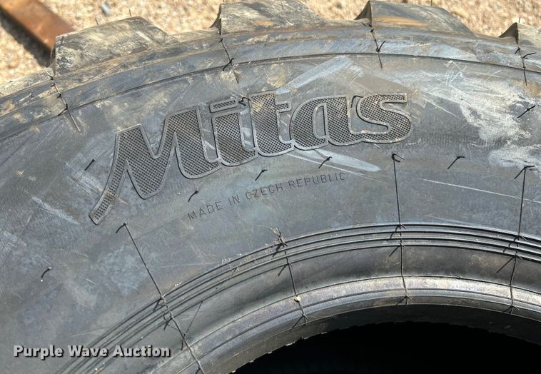 image for item OK9699 2009 John Deere 304J  wheel loader