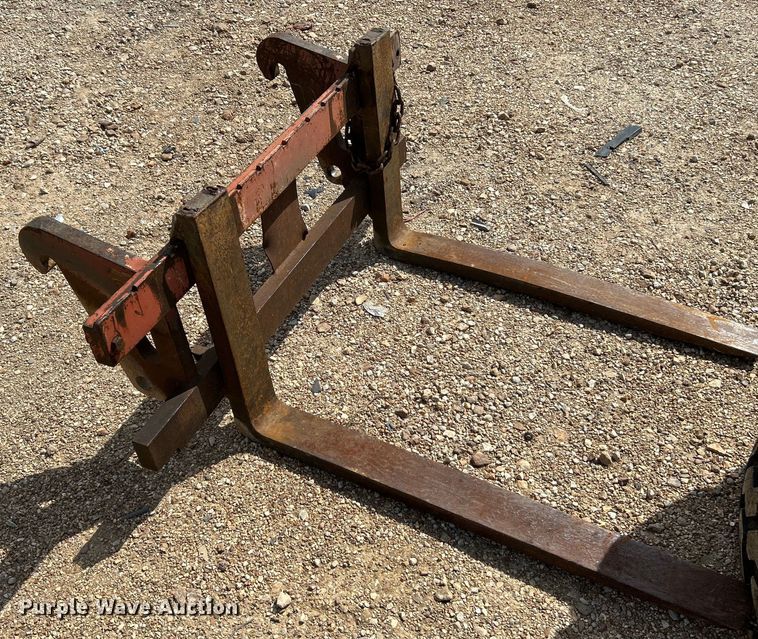 image for item OK9699 2009 John Deere 304J  wheel loader