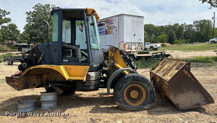 image for item OK9700 2010 John Deere 304J  wheel loader