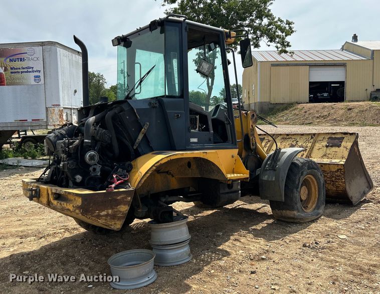 image for item OK9700 2010 John Deere 304J  wheel loader