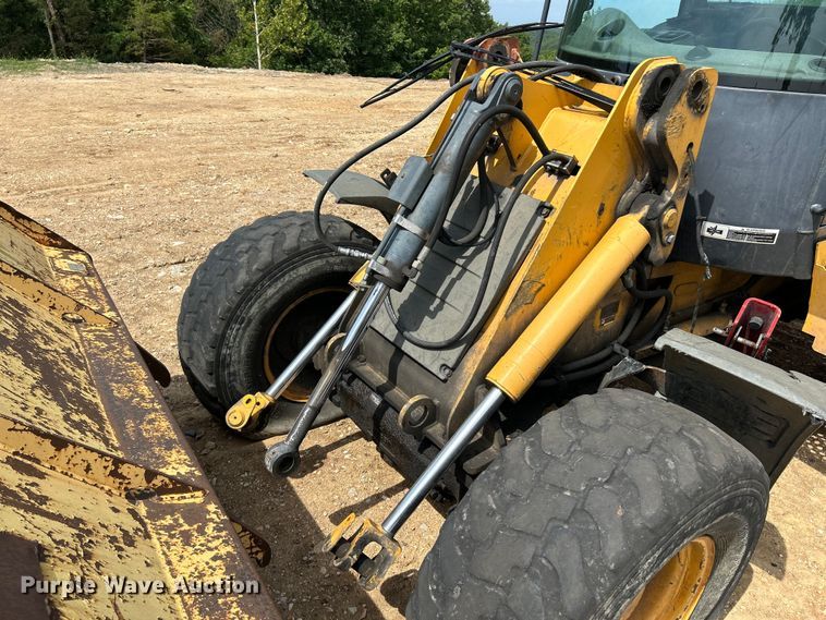 image for item OK9700 2010 John Deere 304J  wheel loader