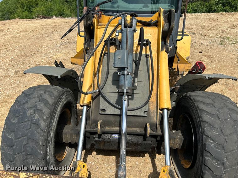 image for item OK9700 2010 John Deere 304J  wheel loader