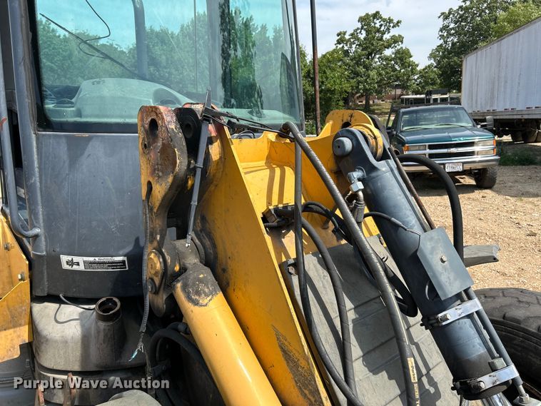 image for item OK9700 2010 John Deere 304J  wheel loader