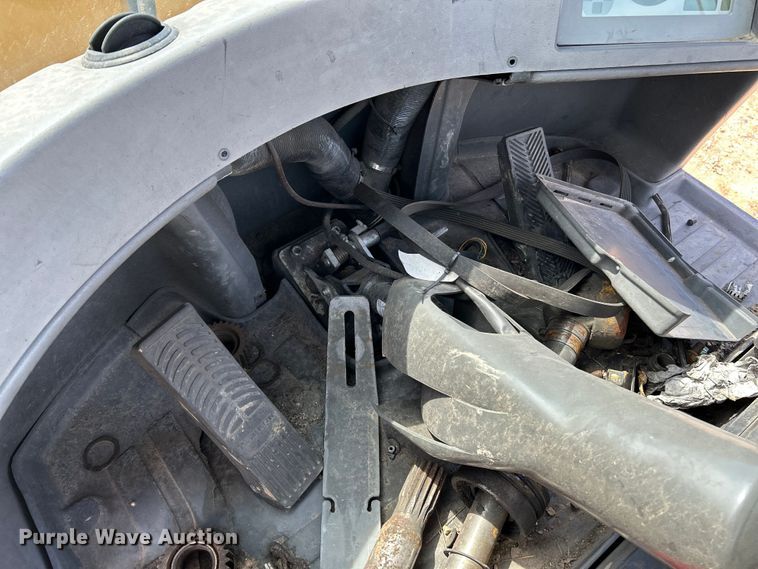 image for item OK9700 2010 John Deere 304J  wheel loader