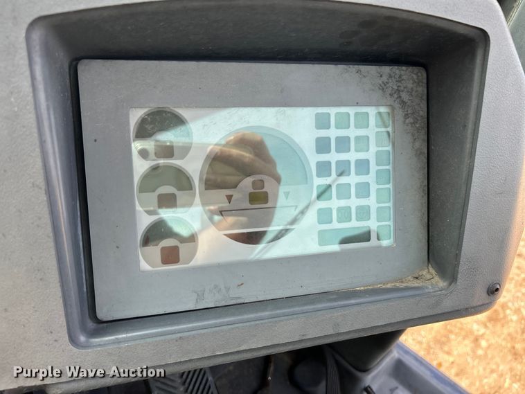 image for item OK9700 2010 John Deere 304J  wheel loader