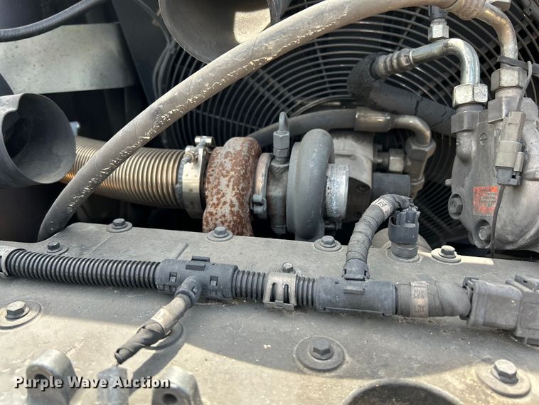 image for item OK9700 2010 John Deere 304J  wheel loader