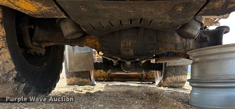 image for item OK9700 2010 John Deere 304J  wheel loader