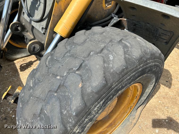 image for item OK9700 2010 John Deere 304J  wheel loader