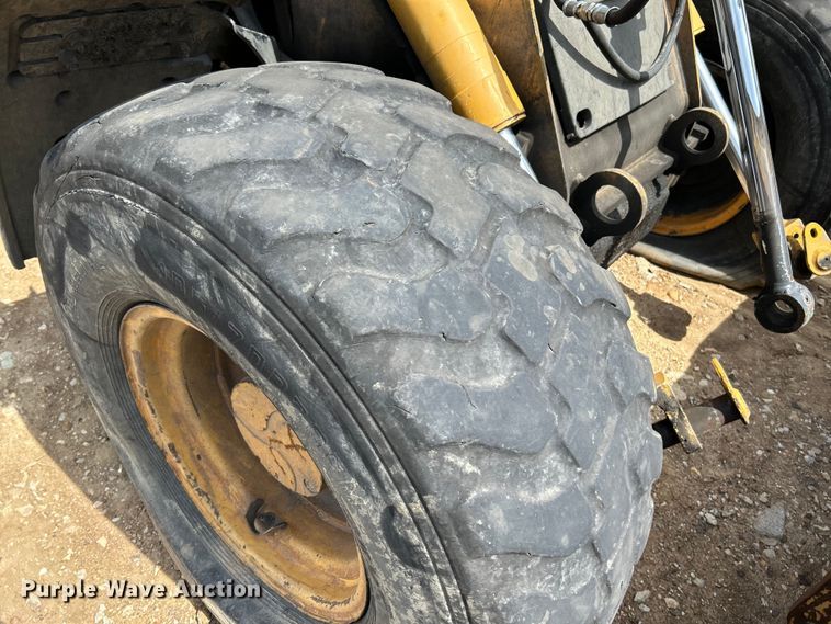 image for item OK9700 2010 John Deere 304J  wheel loader