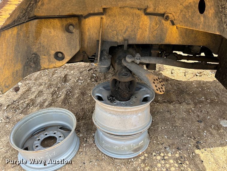 image for item OK9700 2010 John Deere 304J  wheel loader