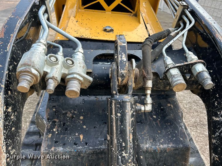 image for item OK9711 2020 Vermeer S925TX  compact utility loader