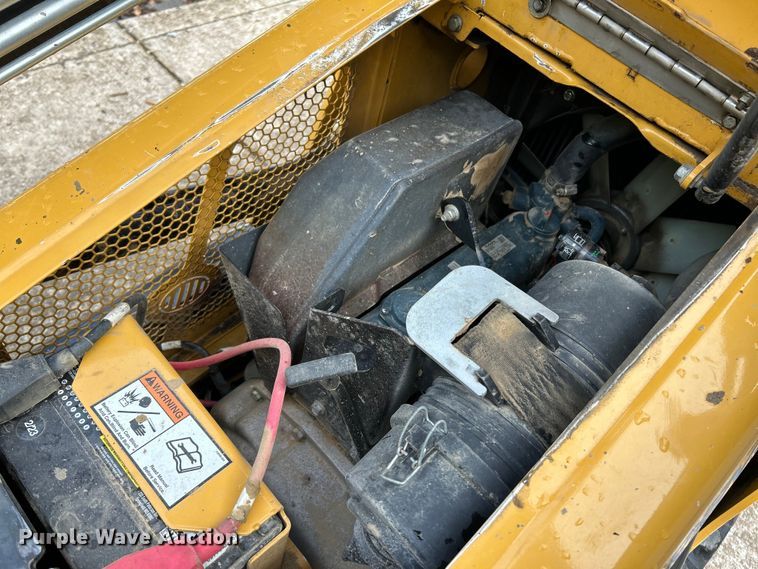 image for item OK9711 2020 Vermeer S925TX  compact utility loader