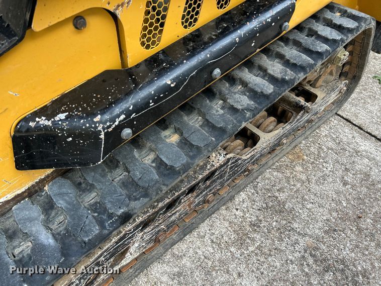 image for item OK9711 2020 Vermeer S925TX  compact utility loader