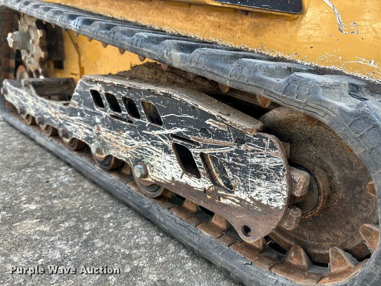 image for item OK9711 2020 Vermeer S925TX  compact utility loader