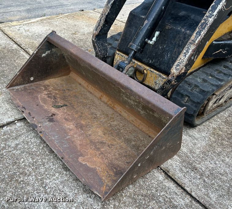 image for item OK9713 2020 Vermeer S925TX  compact utility loader