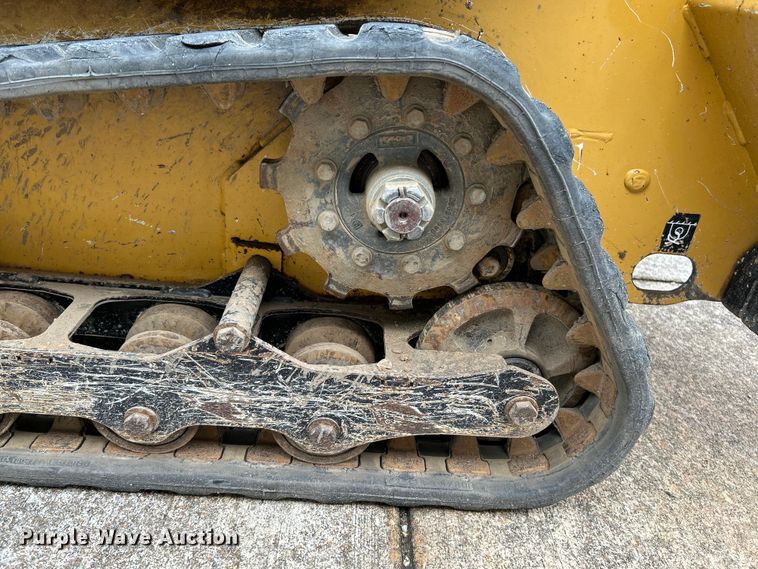 image for item OK9713 2020 Vermeer S925TX  compact utility loader