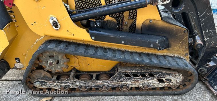 image for item OK9713 2020 Vermeer S925TX  compact utility loader