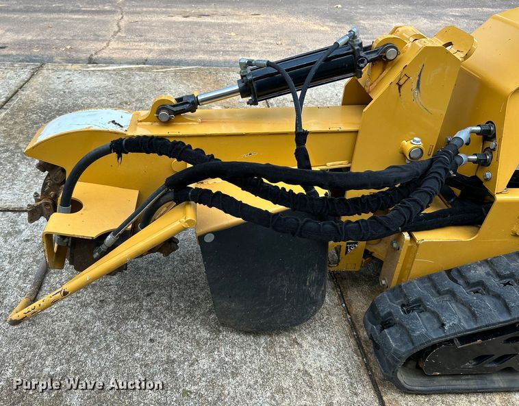 image for item OK9715 2020 Vermeer SC30TX  stump grinder