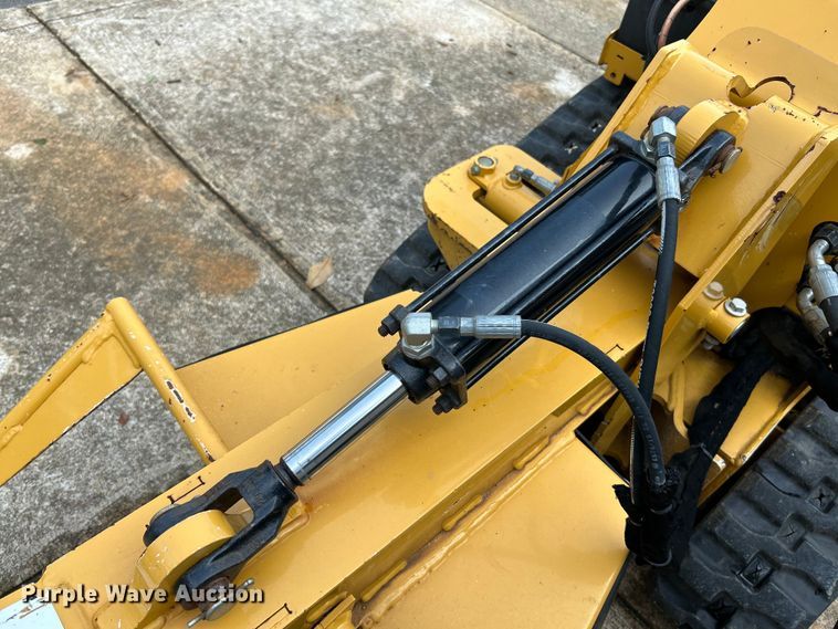 image for item OK9715 2020 Vermeer SC30TX  stump grinder