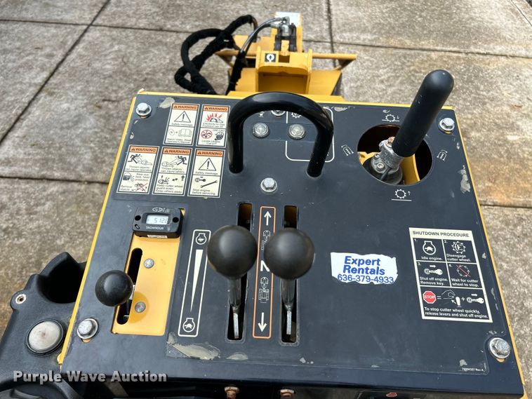 image for item OK9715 2020 Vermeer SC30TX  stump grinder