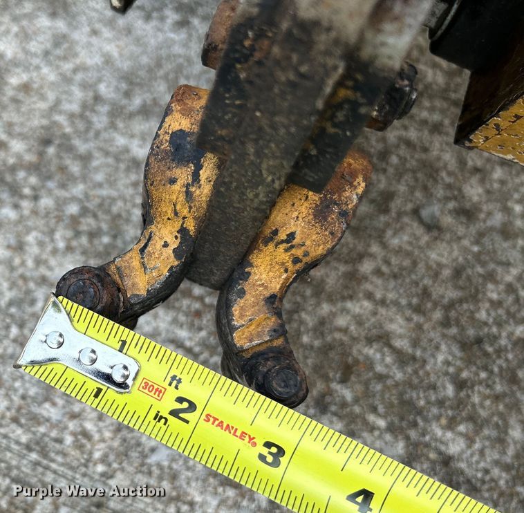 image for item OK9716 2020 Vermeer SC30TX  stump grinder