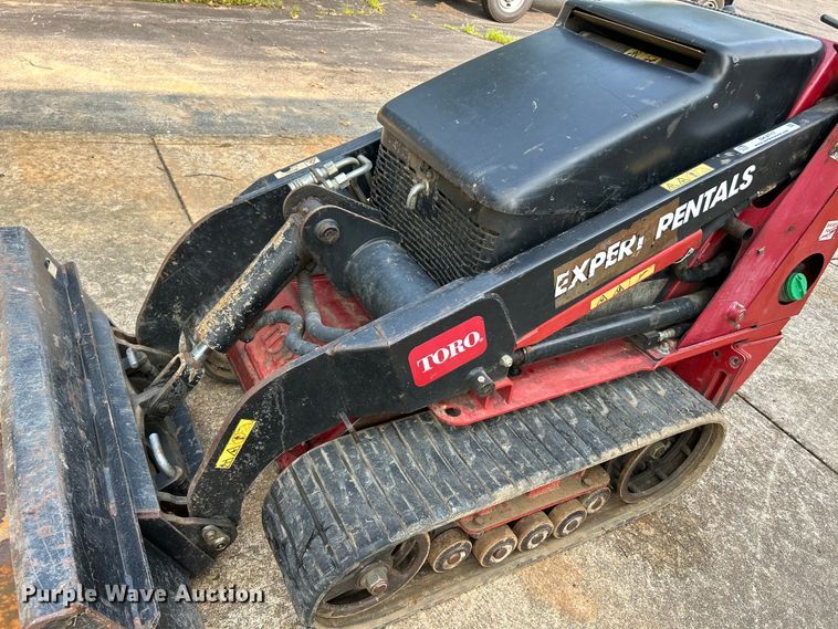 image for item OK9717 2016 Toro Dingo TX525  compact utility loader