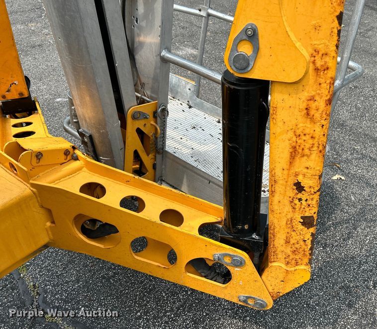 image for item OK9718 2014 Haulotte 5533A  boom lift