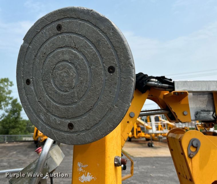 image for item OK9718 2014 Haulotte 5533A  boom lift