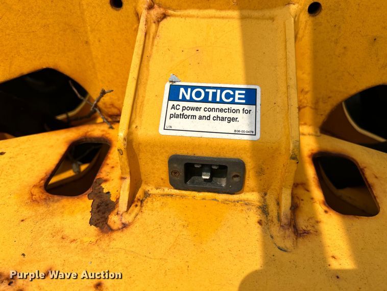 image for item OK9718 2014 Haulotte 5533A  boom lift