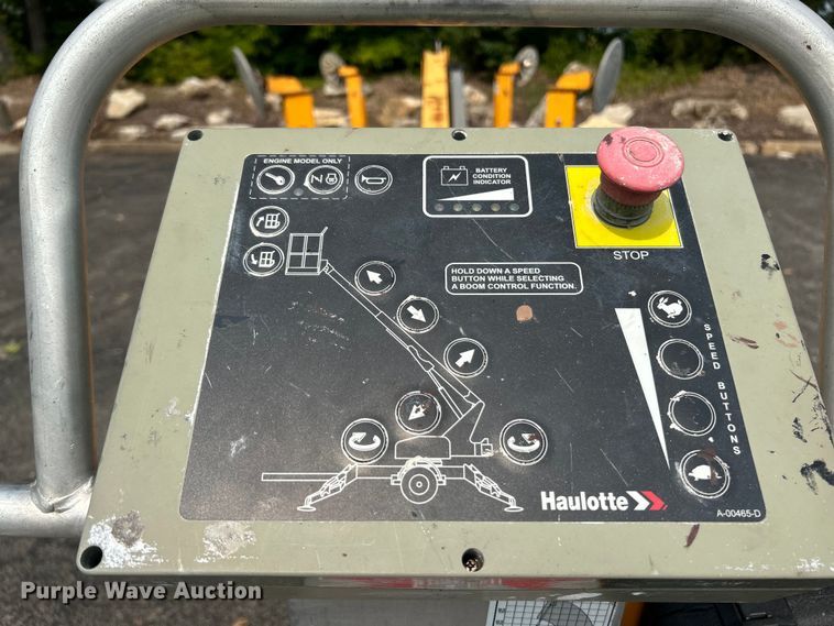 image for item OK9719 2012 Haulotte 3632T  boom lift