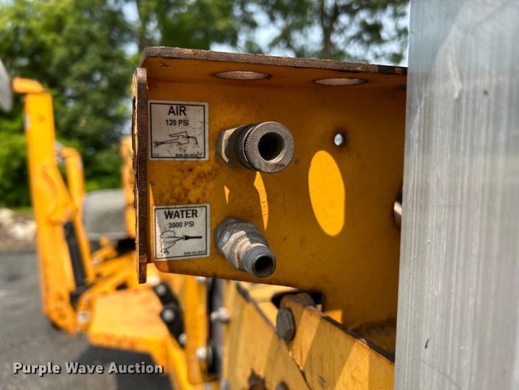 image for item OK9719 2012 Haulotte 3632T  boom lift