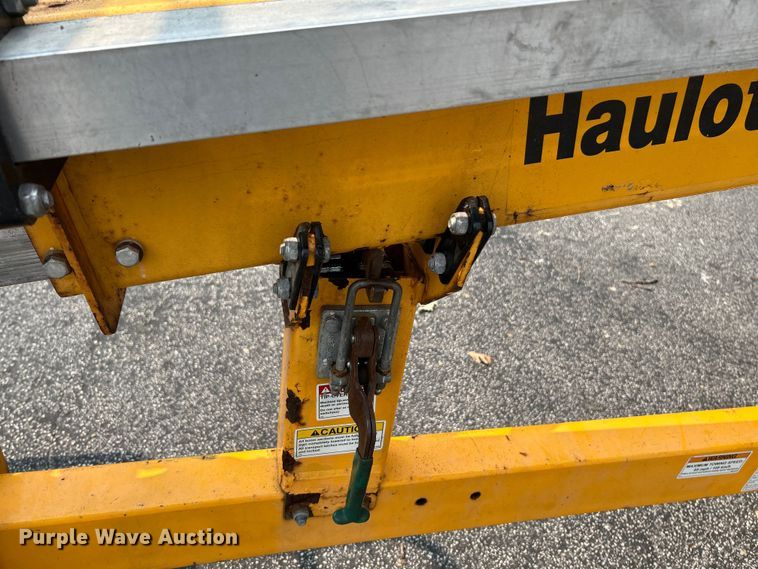 image for item OK9719 2012 Haulotte 3632T  boom lift