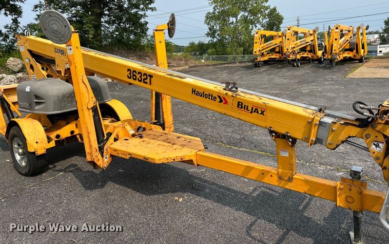 image for item OK9719 2012 Haulotte 3632T  boom lift