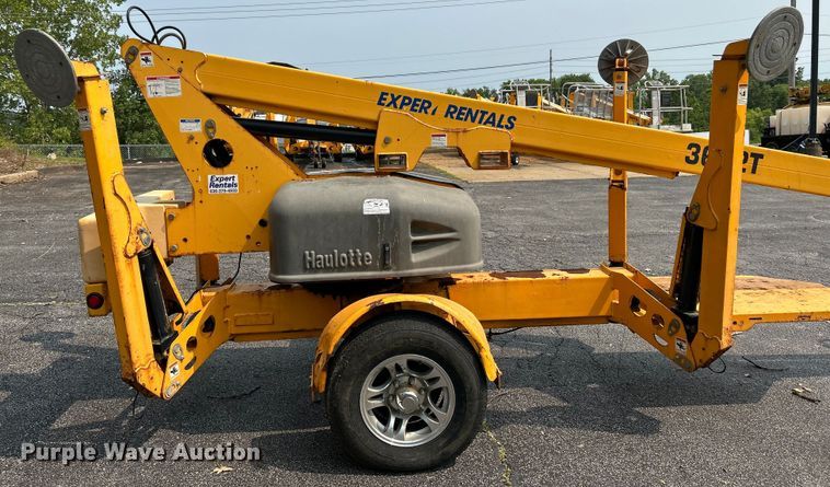 image for item OK9719 2012 Haulotte 3632T  boom lift