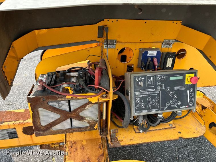 image for item OK9719 2012 Haulotte 3632T  boom lift