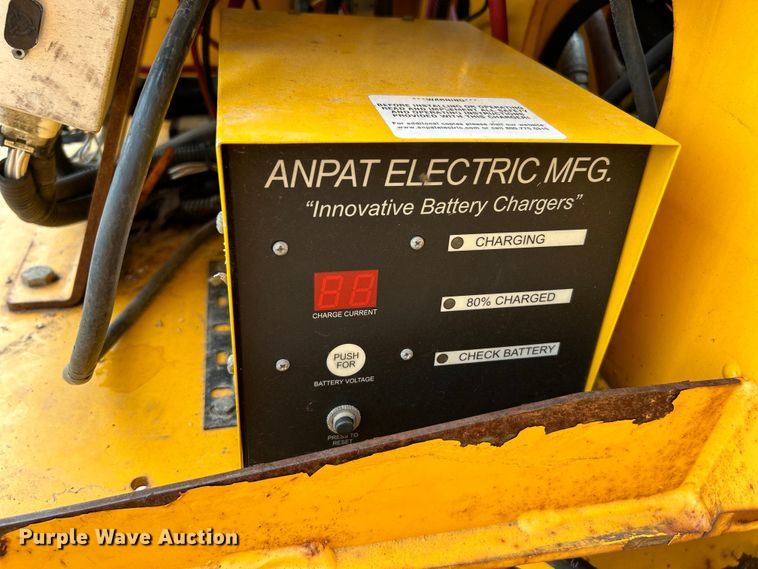 image for item OK9719 2012 Haulotte 3632T  boom lift