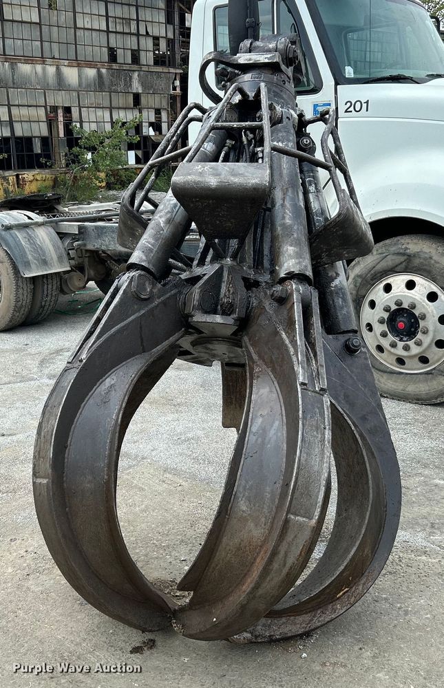 image for item OK9720 HGT MT4-800  scrap grapple