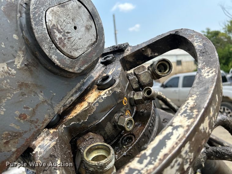 image for item OK9720 HGT MT4-800  scrap grapple