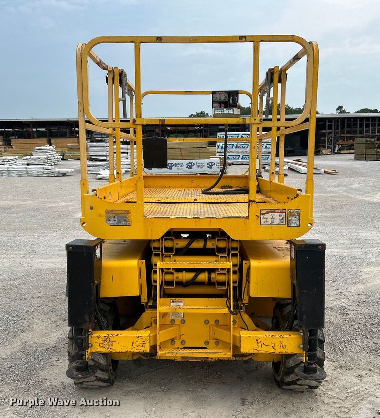 image for item OK9724 2005 Haulotte Compact 2668RT  scissor lift