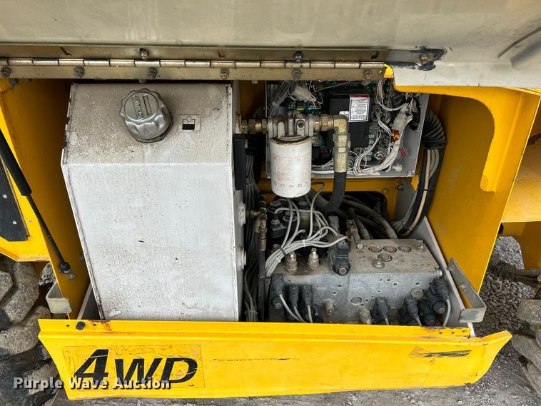 image for item OK9724 2005 Haulotte Compact 2668RT  scissor lift