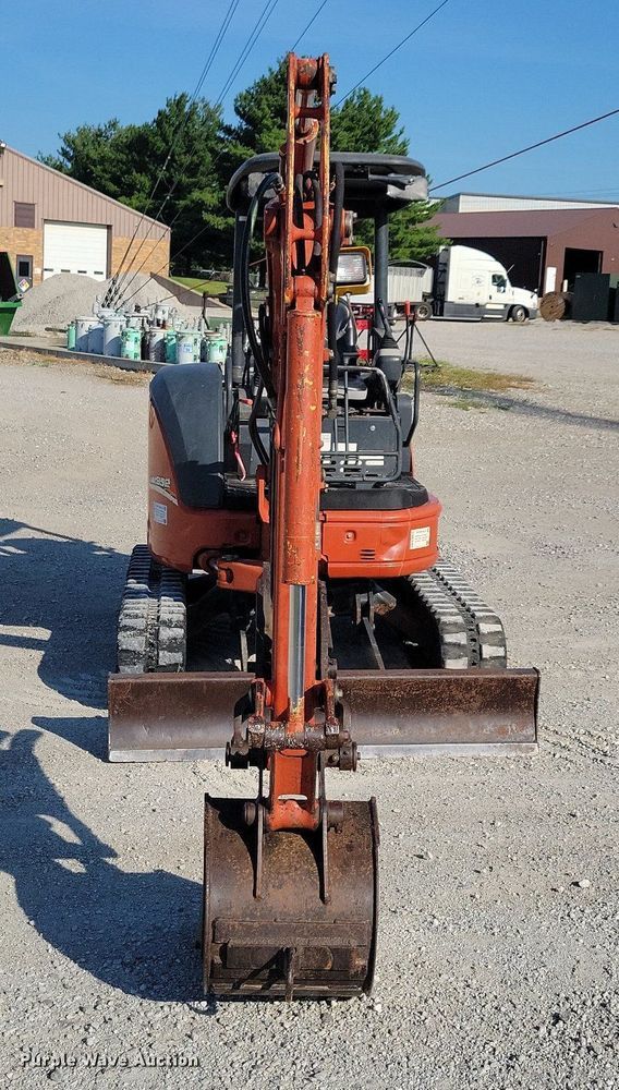 image for item DA7218 2004 Ditch Witch MX352  mini excavator