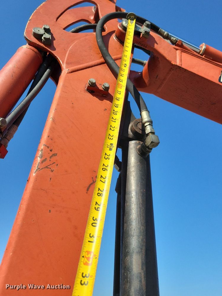 image for item DA7218 2004 Ditch Witch MX352  mini excavator