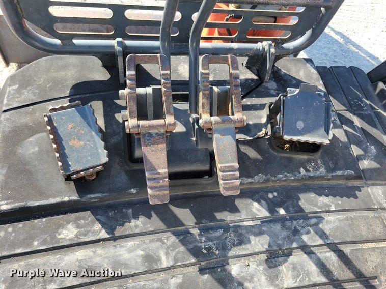 image for item DA7218 2004 Ditch Witch MX352  mini excavator