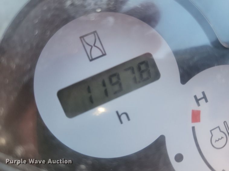 image for item DA7218 2004 Ditch Witch MX352  mini excavator