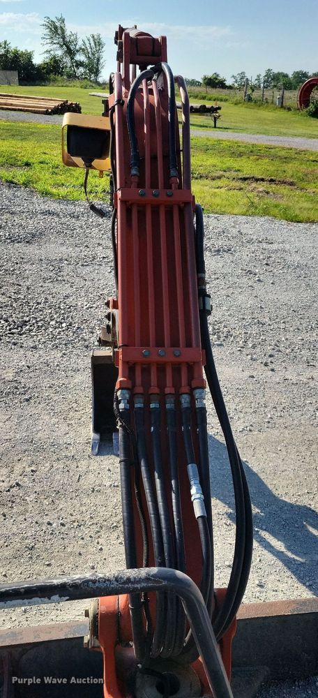 image for item DA7218 2004 Ditch Witch MX352  mini excavator