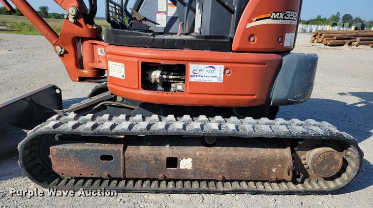 image for item DA7218 2004 Ditch Witch MX352  mini excavator