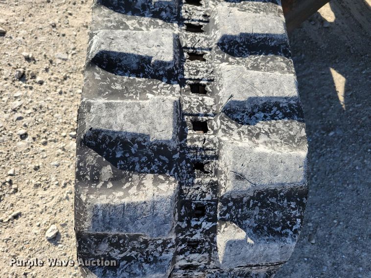 image for item DA7218 2004 Ditch Witch MX352  mini excavator