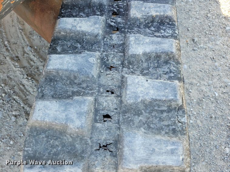 image for item DA7218 2004 Ditch Witch MX352  mini excavator